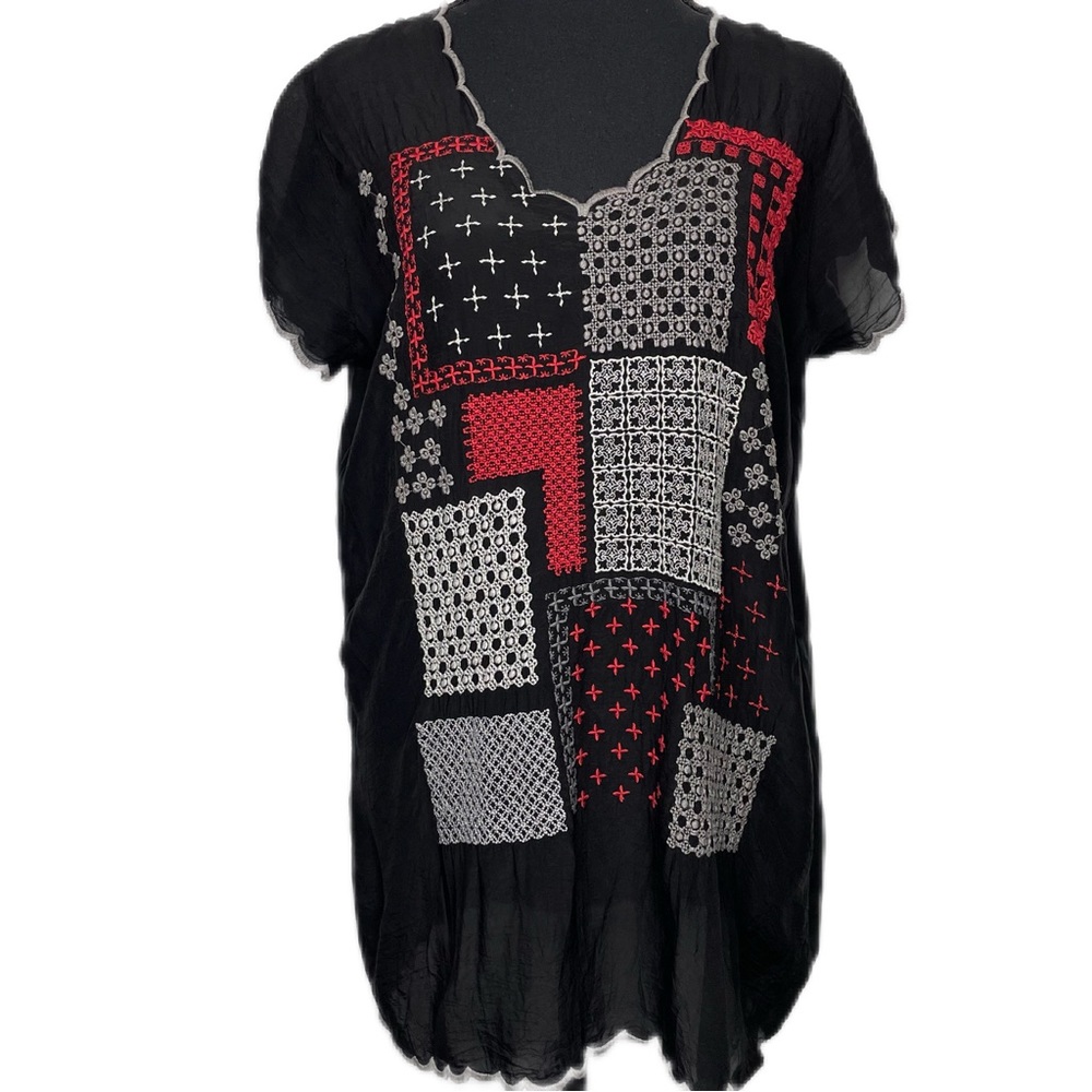 JOHNNY WAS Embroidered Tunic Top Women’s Size Medium